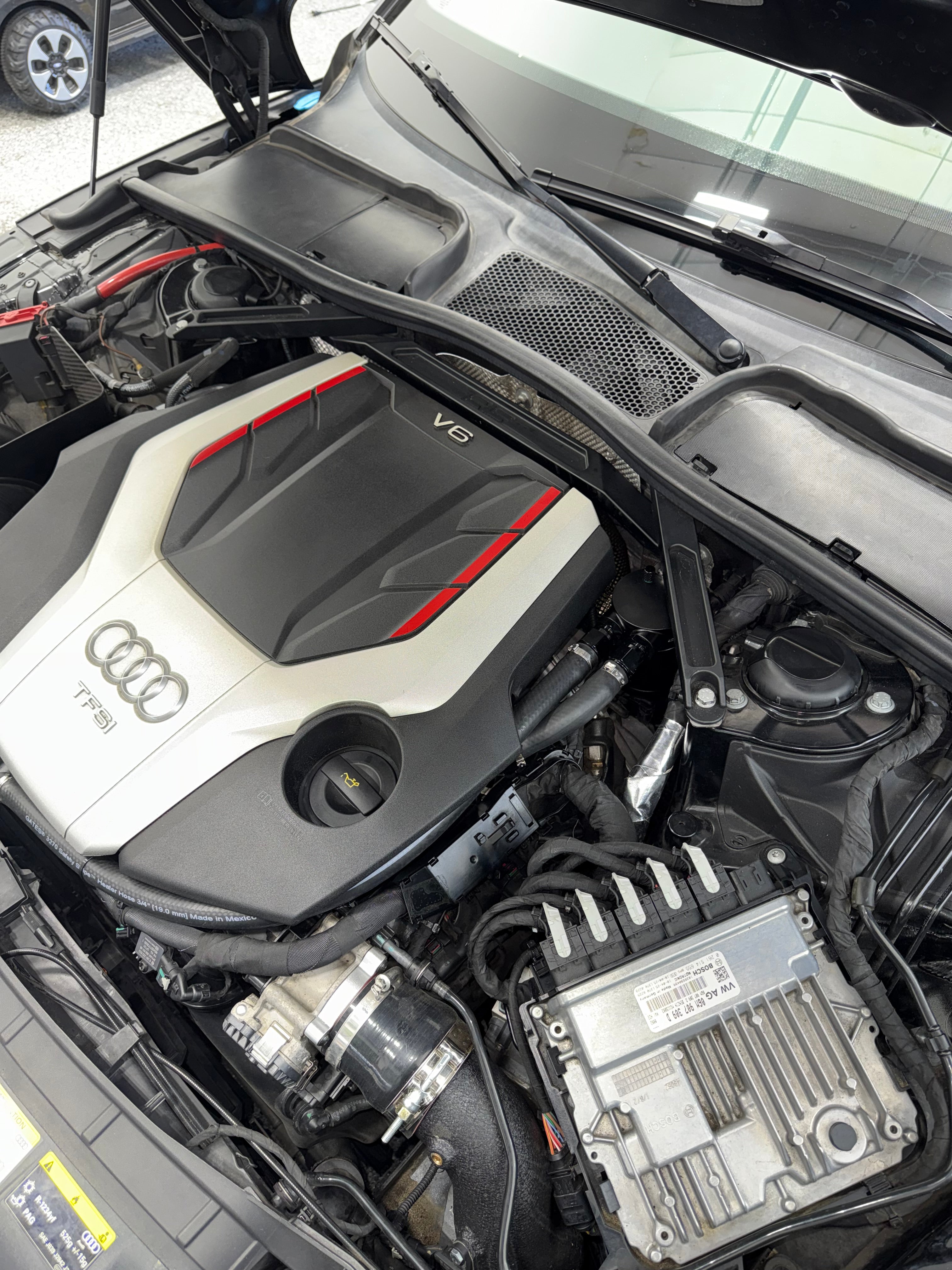 B9/B9.5 S4/S5 Engine Catch Can